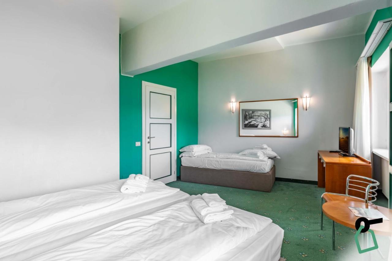Hotiday Room Collection - Sauze Torre Oulx エクステリア 写真